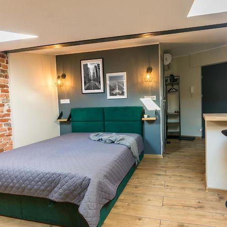 Apartamenty Fabrykanta Ksiezy Mlyn Łódź Eksteriør billede